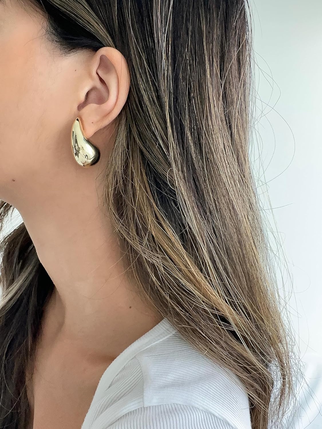 image:imagePAVOI 14K Gold Plated 925 Sterling Silver Post Teardrop Chunky Hoop Earrings Lightweight Drop Earrings for Women Designer Earring Trendy JewelryYellow Gold