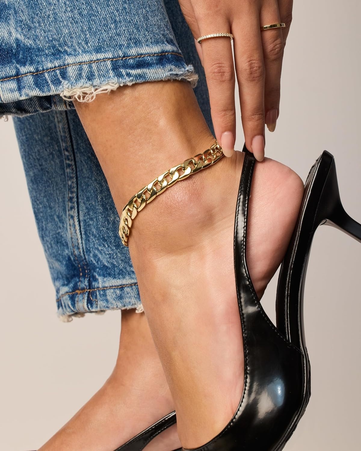 image:imagePAVOI 14K Gold Plated Chunky Curb Chain Anklet for Women Lightweight Flat Curb Link Chain AnkletsWhite Gold