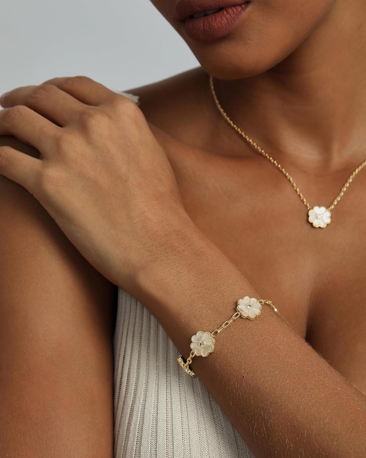image:imagePAVOI 14K Gold Plated Clover Bracelets for Women Flower Four Leaf Clover Bracelet Mother of Pearl amp Onyx Gemstone Lucky Flower Design Adjustable Trendy Jewelry GiftsYellow Gold
