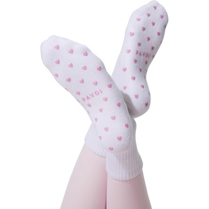 PAVOI ACTIVE Pilates Socks with Grips for Women – One Size Non Slip Quarter-Crew Grip Socks for Yoga, Barre – Bamboo Blend(Heart)